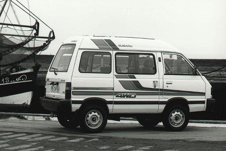 Subaru Libero (FA8), Seitenansicht