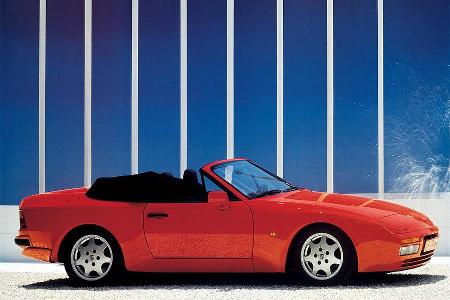 Porsche 944 Cabrio, Mazda MX-5, Alfa Romeo Spider Porsche 944 Cabrio, Mazda MX-5, Alfa Romeo Spider