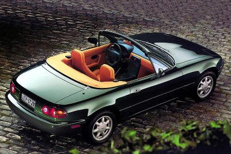 Porsche 944 Cabrio, Mazda MX-5, Alfa Romeo Spider