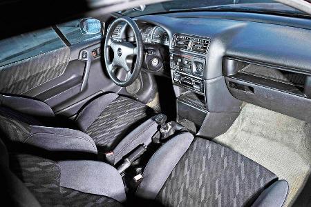 Opel Calibra 2.0i, Cockpit, Interieur