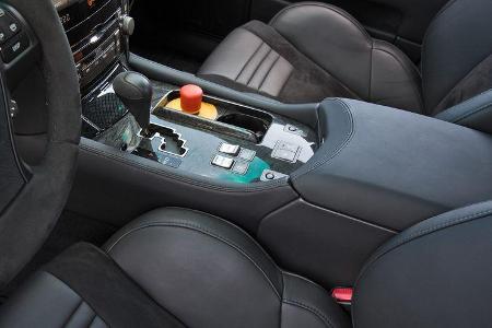 TMG-Lexus TS 650, Mittelkonsole