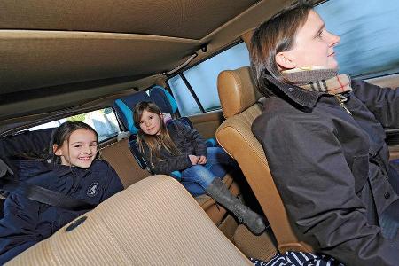 Mercedes-Benz 230 TE, Nicole Haag mit Tchtern
