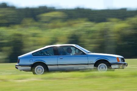 Opel Monza 3.0 E, Seitenansicht