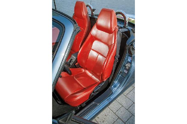 Daihatsu Copen, Fahrersitz