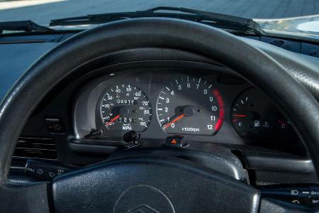Suzuki Cappuccino, Rundinstrumente
