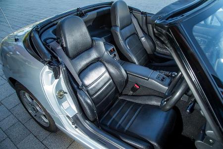 Suzuki Cappuccino, Sitze