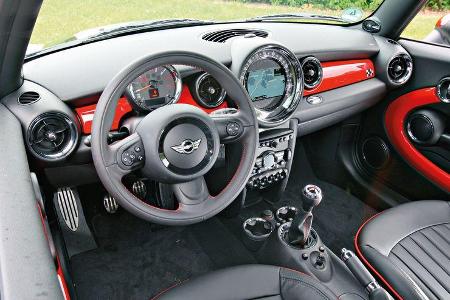 Mini John Cooper Works, Lenkrad, Cockpit