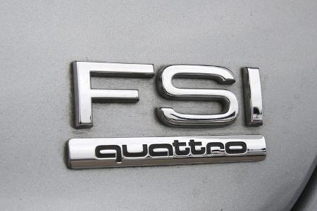 Audi A8 4.2 FSI Quattro, FSI, Schriftzug