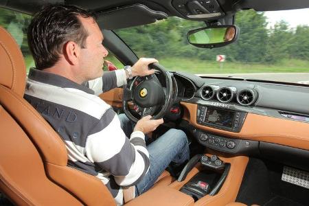 Ferrari FF, Innenraum
