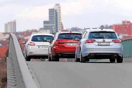 Mazda 6 Kombi, Opel Insignia Sports Tourer, Peugeot 508, Heckansicht
