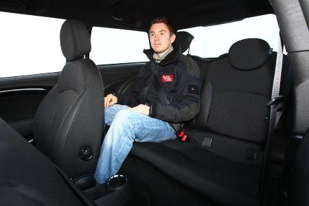 Mini One, Rcksitz