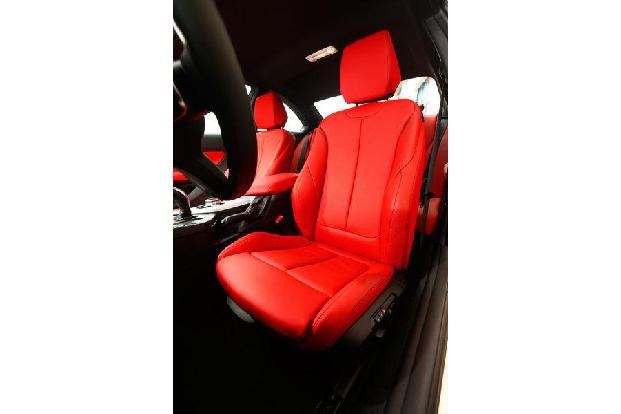 BMW M235i, Fahrersitz