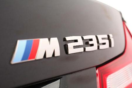 BMW M235i, Typenbezeichnung