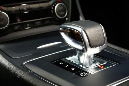 Mercedes A 45 AMG, Schalthebel