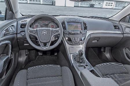 Opel Insignia ST 2.0 CDTI, Cockpit