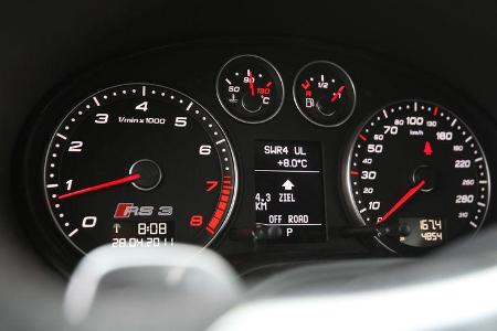 Audi RS3 Sportback, Detail, Tacho, Anzeigeinstrumente