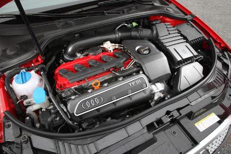 Audi RS3 Sportback, Motor, Motorraum