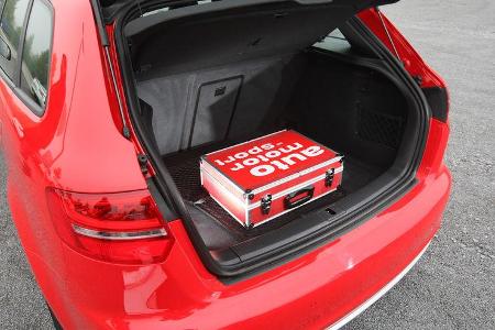 Audi RS3 Sportback, Kofferraum, Tasche