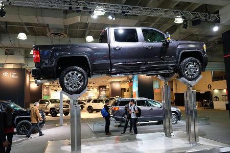 New York Auto Show 2045