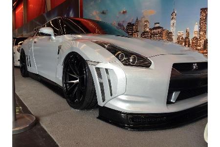 New York Auto Show 2075