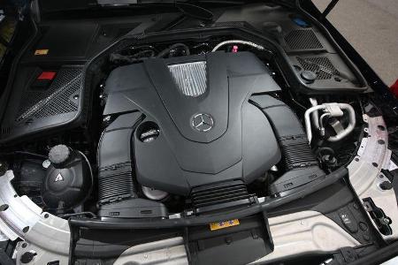 Mercedes C 400 4Matic, Motor