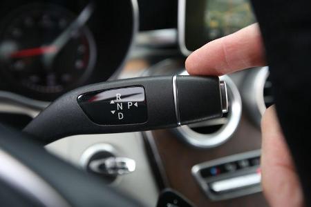 Mercedes C 400 4Matic, Lenkradhebel