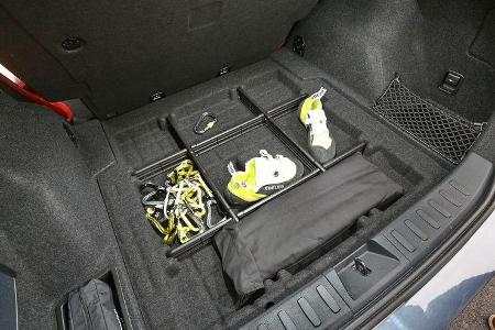 BMW X1 x-Drive 28i, Stauraum