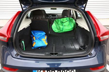 Volvo V40 Cross Country, Kofferraum