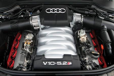 Audi S8 Motor