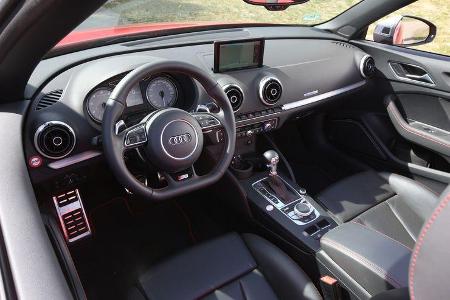 Audi S3 Cabrio, Cockpit