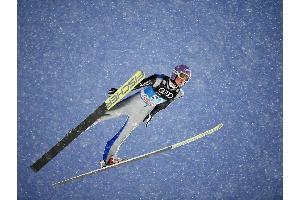 Tournee: Wellinger gewinnt Qualifikation mit Schanzenrekord