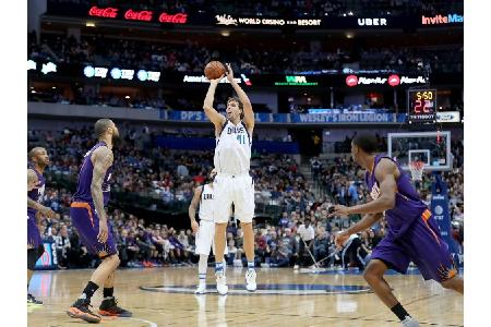 Nowitzki gewinnt Kellerduell in Mexiko - Zipser gibt Premiere als Starter Nowitzki gewinnt Kellerduell in Mexiko - Zipser gibt Premiere als Starter