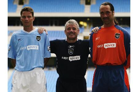 Mitläufer bei den Bayern oder Leitfigur bei Manchester City? Michael 'Tanne' Tarnat entschied sich 2003 für die zweite Varia...