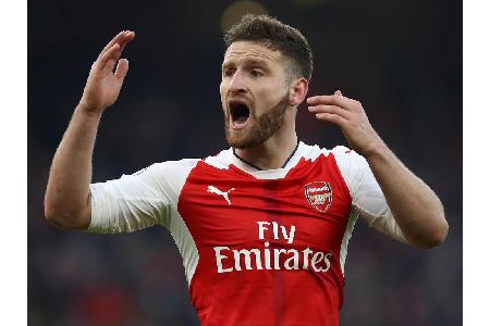 Und nochmal Sommer 2016: Shkodran Mustafi wechselte nach der EM in Frankreich zum FC Arsenal.
