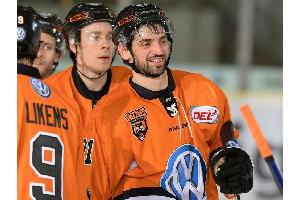 Vizemeister Grizzlys Wolfsburg verlängert mit Höhenleitner