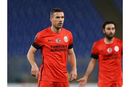 Gala-Sportdirektor: Podolski-Transfer nach China 