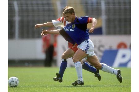 Als der Saarbrücker Yuriy Savichev am 27. März 1993 den für lange Zeit letzten Saarbrücker Bundesligatreffer erzielte, lag s...