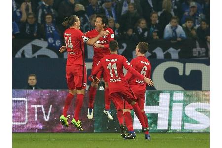 Meier lässt Frankfurt träumen - Schalke droht Ende des Europa-Abos