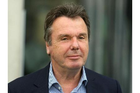 Bruchhagen schmeichelt Kühne: Bruchhagen schmeichelt Kühne: