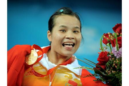 Doping: Drei Gewichtheberinnen müssen Olympia-Gold abgeben Doping: Drei Gewichtheberinnen müssen Olympia-Gold abgeben
