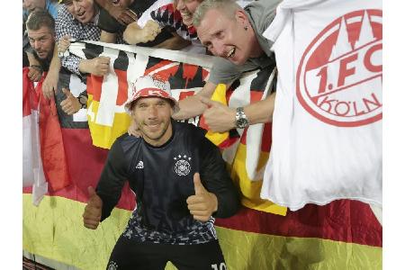 Podolski glaubt an 1. FC Köln: Podolski glaubt an 1. FC Köln: