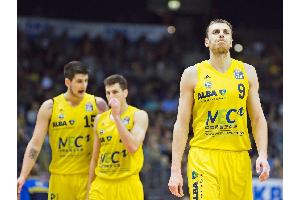 Bamberg schlägt Ex-Trainer Bauermann - Bonn beendet Alba-Serie