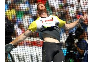 Hallen-Istaf: Diskus-Olympiasieger Harting siegt beim Heimspiel