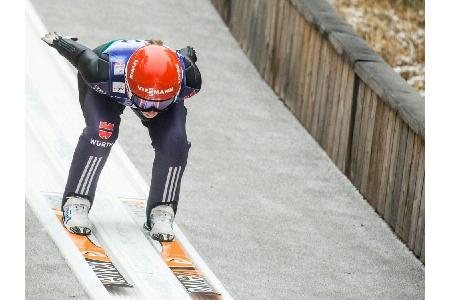 Skispringen: Straub Sechste in Pyeongchang - Takanashi siegt Skispringen: Straub Sechste in Pyeongchang - Takanashi siegt