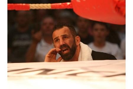Urkal neuer Trainer von Box-Weltmeister Huck Urkal neuer Trainer von Box-Weltmeister Huck