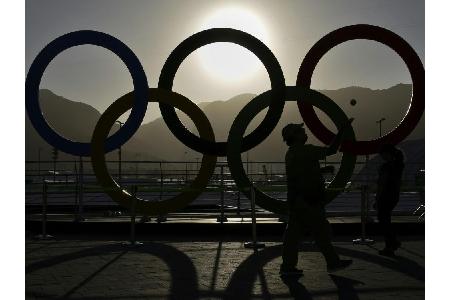 Olympische Spiele 2024 und 2028: IOC-Mitglieder begegnen möglicher Doppelvergabe skeptisch Olympische Spiele 2024 und 2028: IOC-Mitglieder begegnen möglicher Doppelvergabe skeptisch