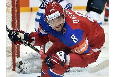 NHL-Star Owetschkin trainiert mit VAE-Nationalspielerin
