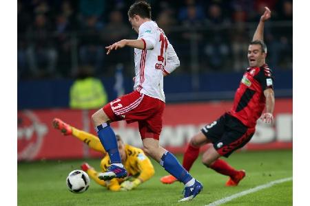 Siegesserie gerissen: HSV und Freiburg trennen sich 2:2