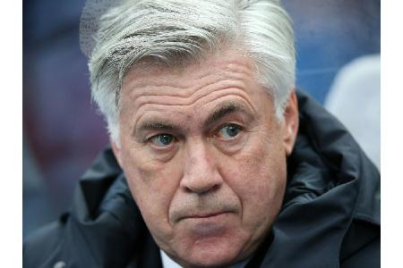 Bayern-Coach Ancelotti in Berlin angespuckt - Mittelfinger gezeigt