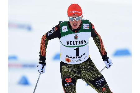 Kombinierer holen WM-Gold im Team-Wettbewerb Kombinierer holen WM-Gold im Team-Wettbewerb